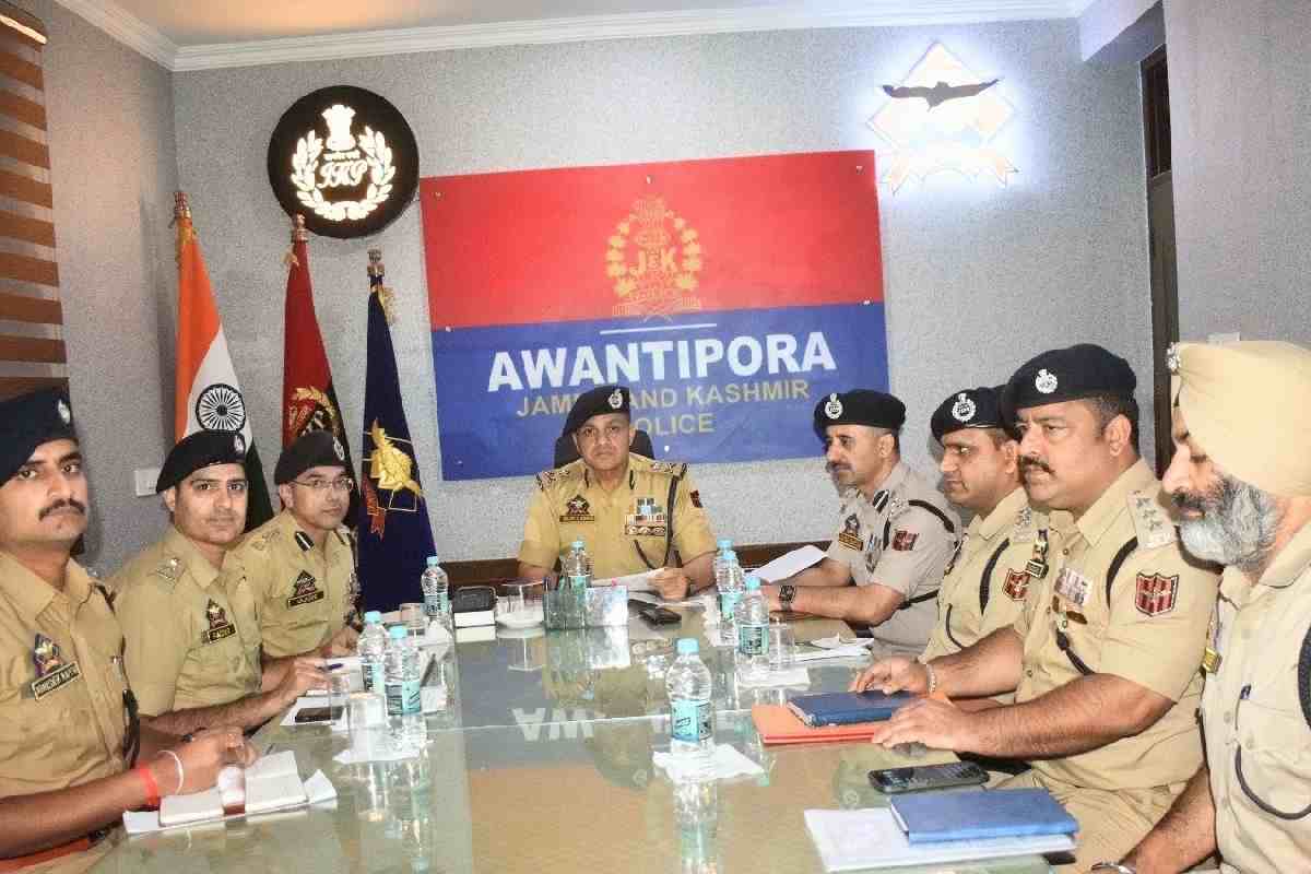 IGP Kashmir Sujit Kumar chairing a security review meeting with senior police officers in Awantipora on September 7,2026