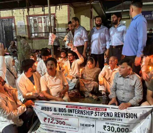 PDP president Mehbooba Mufti joins protesting medical interns along with party leaders in Srinagar on September 2,2026