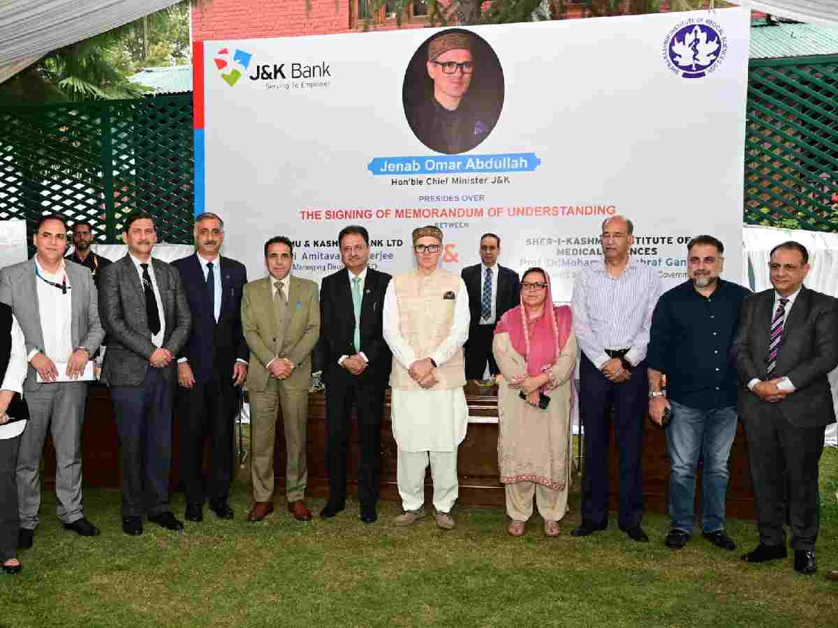 Chief Minister Omar Abdullah witnesses the signing of an MoU between SKIMS and J&K Bank in Srinagar on September 22,2026