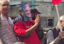 INDIA Bloc Protests Across Kashmir, Demands CEC Gyanesh Kumar’s Resignation