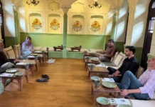 Mehbooba Mufti Visits Heritage Space AABYARI in Srinagar